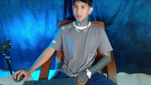 TRAV - INDEPENDENT MODEL online show from 26, 12, 2024