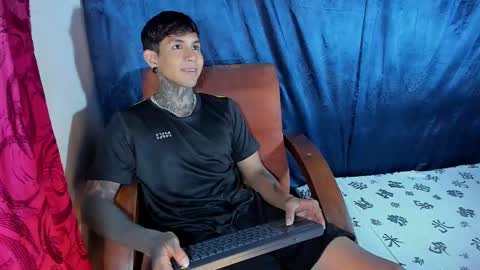 TRAV - INDEPENDENT MODEL online show from 17, 2, 2025