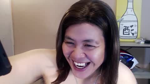 Snapshot of treat_urself chatting on 8, 2, 2026 marian online show from 8, 2, 2026