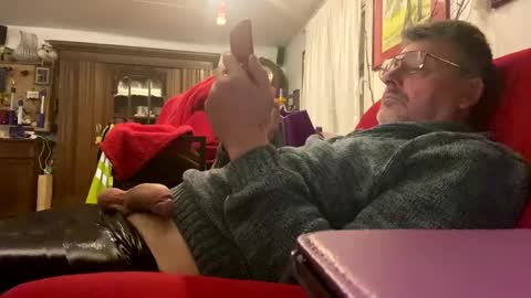 Snapshot of trebgeis1 chatting on 20, 2, 2025 trebgeis1 online show from 20, 2, 2025