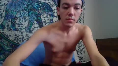 Snapshot of treetrunxx chatting on 17, 11, 2025 treetrunxx online show from 17, 11, 2025