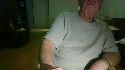 Snapshot of trekbeestje1 chatting on 29, 11, 2025 trekbeestje online show from 29, 11, 2025