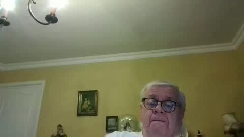 Snapshot of trekbeestje1 chatting on 12, 1, 2026 trekbeestje online show from 12, 1, 2026