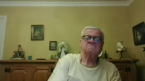 Snapshot of trekbeestje1 chatting on 17, 1, 2026 trekbeestje online show from 17, 1, 2026