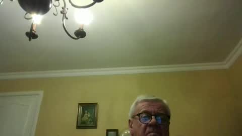 Snapshot of trekbeestje1 chatting on 16, 2, 2026 trekbeestje online show from 16, 2, 2026