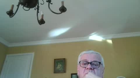 Snapshot of trekbeestje1 chatting on 3, 3, 2026 trekbeestje online show from 3, 3, 2026