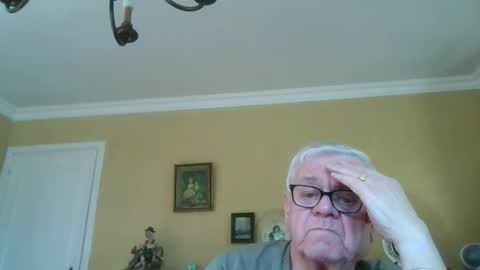 Snapshot of trekbeestje1 chatting on 19, 3, 2026 trekbeestje online show from 19, 3, 2026