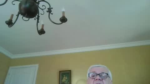 Snapshot of trekbeestje1 chatting on 22, 3, 2026 trekbeestje online show from 22, 3, 2026