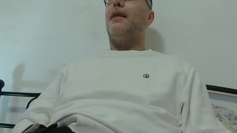 Snapshot of trevido4u chatting on 3, 2, 2025 trevido4u online show from 3, 2, 2025