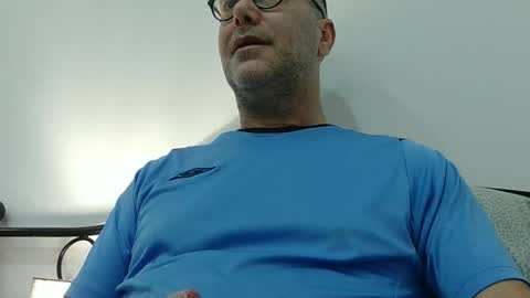 Snapshot of trevido4u chatting on 5, 4, 2026 trevido4u online show from 5, 4, 2026