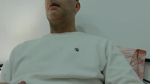 Snapshot of trevido4u chatting on 5, 5, 2026 trevido4u online show from 5, 5, 2026