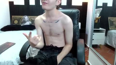 Snapshot of trevor_mob chatting on 28, 6, 2026 trevor_mob online show from 28, 6, 2026