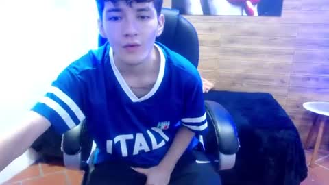Snapshot of trevor_mob chatting on 2, 7, 2026 trevor_mob online show from 2, 7, 2026