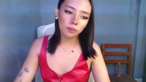 trexie_fucks15 online show from 4, 2, 2026