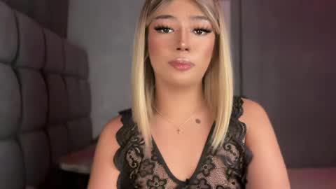 trexie_fucks15 online show from 20, 7, 2026