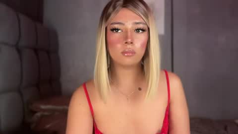 trexie_fucks15 online show from 28, 7, 2026