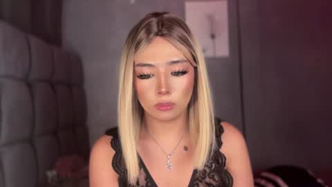 trexie_fucks15 online show from 30, 7, 2026