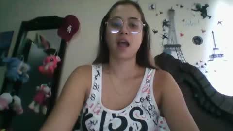 triana_bell online show from 9, 11, 2025