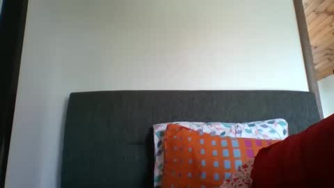 triana_bell online show from 5, 12, 2025