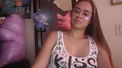 triana_bell online show from 30, 4, 2026