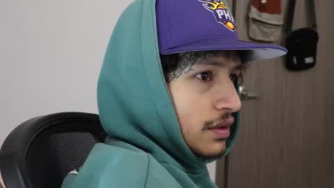 - trieone online show from 19, 2, 2026