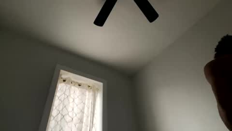 Snapshot of trillahung chatting on 6, 2, 2025 WapBopper online show from 6, 2, 2025