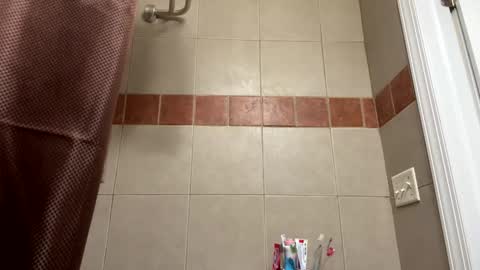 Snapshot of trillahung chatting on 9, 2, 2025 WapBopper online show from 9, 2, 2025