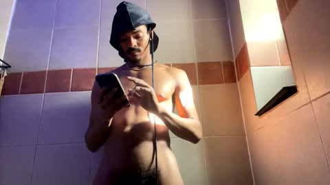 Snapshot of trillahung chatting on 20, 9, 2025 WapBopper online show from 20, 9, 2025