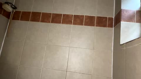 Snapshot of trillahung chatting on 21, 9, 2025 WapBopper online show from 21, 9, 2025