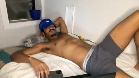 Snapshot of trillahung chatting on 24, 9, 2025 WapBopper online show from 24, 9, 2025