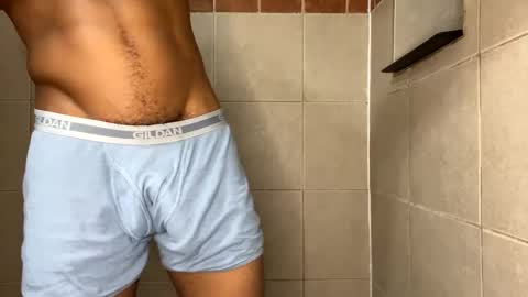 Snapshot of trillahung chatting on 4, 10, 2025 WapBopper online show from 4, 10, 2025