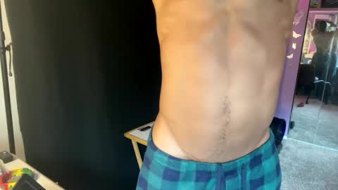 Snapshot of trillahung chatting on 22, 5, 2026 WapBopper online show from 22, 5, 2026