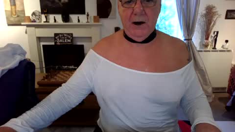 Snapshot of trinity1011 chatting on 8, 7, 2026 trinity1011 online show from 8, 7, 2026