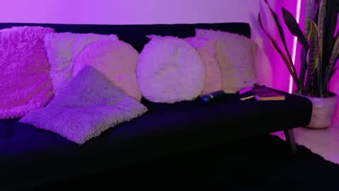 Val martinez  online show from 2, 5, 2026