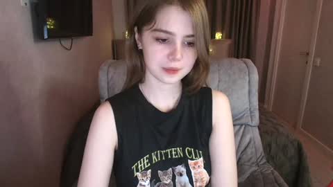 Snapshot of tripleprinces chatting on 2, 1, 2025 tripleprinces online show from 2, 1, 2025