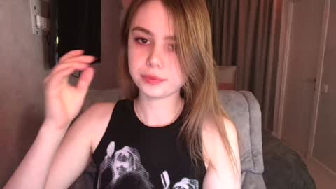 Snapshot of tripleprinces chatting on 25, 1, 2025 tripleprinces online show from 25, 1, 2025