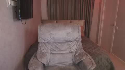 Snapshot of tripleprinces chatting on 22, 2, 2025 tripleprinces online show from 22, 2, 2025