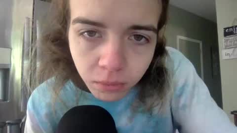 Snapshot of trippybb222 chatting on 28, 9, 2025 trippybb222 online show from 28, 9, 2025