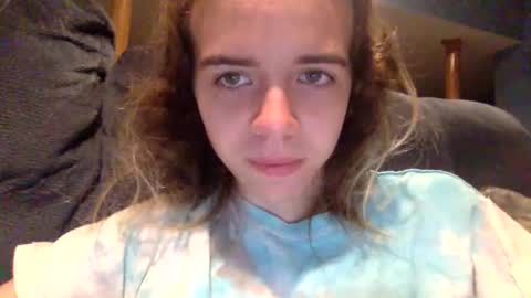 Snapshot of trippybb222 chatting on 15, 10, 2025 trippybb222 online show from 15, 10, 2025