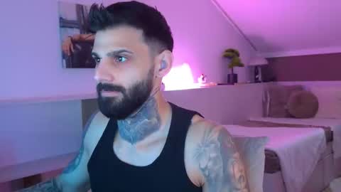 Snapshot of tristangreyaura chatting on 5, 3, 2026 Trystan Grey online show from 5, 3, 2026