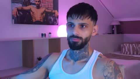 Snapshot of tristangreyaura chatting on 9, 3, 2026 Trystan Grey online show from 9, 3, 2026