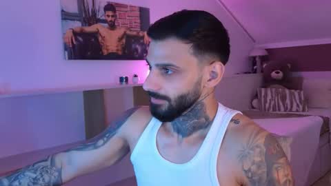 Snapshot of tristangreyaura chatting on 13, 3, 2026 Trystan Grey online show from 13, 3, 2026