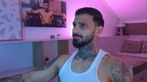 Snapshot of tristangreyaura chatting on 28, 3, 2026 Trystan Grey online show from 28, 3, 2026