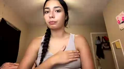 tristianmarie online show from 10, 7, 2026