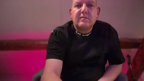 Snapshot of tritonspace chatting on 7, 10, 2025 Triton online show from 7, 10, 2025