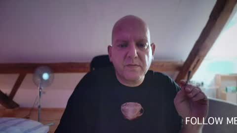 Triton online show from 3, 5, 2026