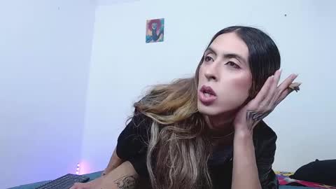 Snapshot of trix_fiore_oficial chatting on 17, 1, 2025 Trix online show from 17, 1, 2025