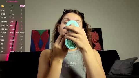 trixibell online show from 3, 10, 2025