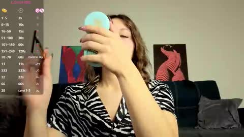 trixibell online show from 27, 11, 2025