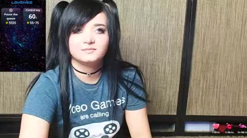 Snapshot of trixiedoescamcam chatting on 11, 1, 2025 trixiedoescamcam online show from 11, 1, 2025